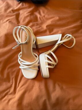 Women’s White Strappy Platform Block Heel Sandals